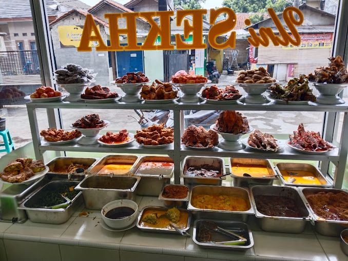 10 Nasi Padang Terkenal Enak di Depok, Ada Favorit Ayu Ting Ting