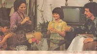 Ini merupakan poster iklan minuman jeruk merek TANG. Dalam minuman ini mengandung vitamin C yang menyegarkan. Foto: Instagram @potolawanofficial