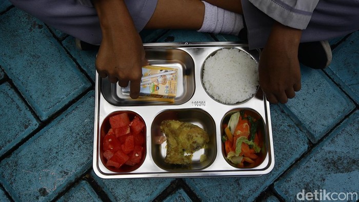Puluhan Pelajar di Bogor Alami Keracunan Diduga Usai Komsumsi MBG