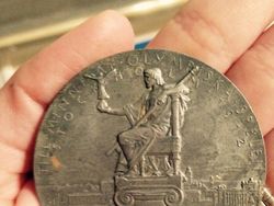 Artefak dari Masa Lalu yang Punya Kisah Mencengangkan