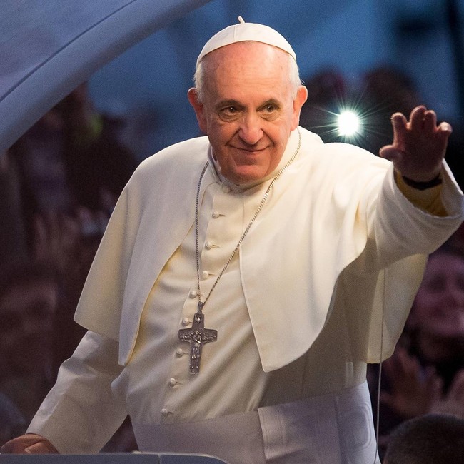 April 2025: Sensasi Antariksa hingga Kepergian Paus Fransiskus