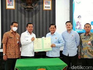 Pulihkan Uang Negara Rp 80 M, 7 Jaksa di Karawang Diganjar Penghargaan