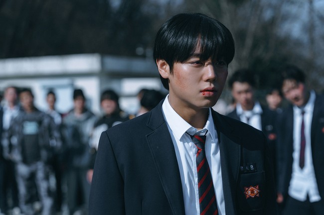 Penayangan drama Korea Weak Hero Class 2 melanjutkan kisah Park Ji Hoon setelah pindah ke sekolah baru. Di mana karakternya Yeon Si Eun dihadapkan dengan masalah baru juga musuh baru. Foto: dok. Netflix