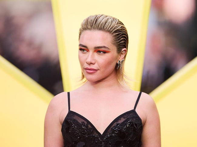 Florence Pugh Bongkar Permintaan Tak Pantas Saat Syuting  