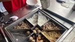 Huaah! Pedasnya Bakso Cirawang Viral Pakai Tulang Rangu dan Urat Koyor