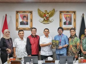 Menbud Puji Inisiatif Pelestarian Tari Lengger sebagai Kekayaan Budaya