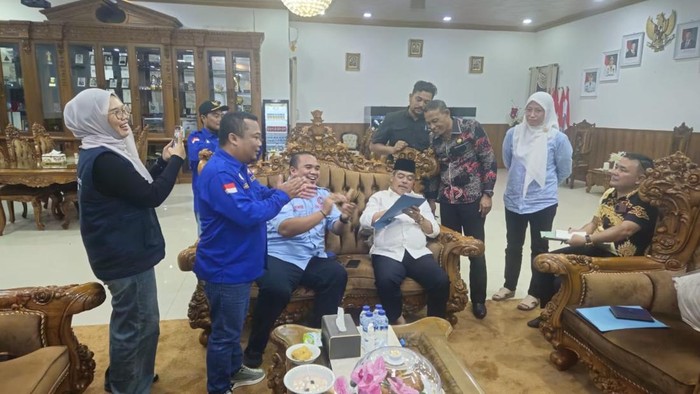 KSPSI Sumsel bahas pembentukan dewan pengupahan di Lahat.