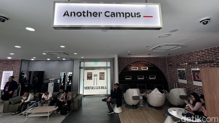 LG Another Campus