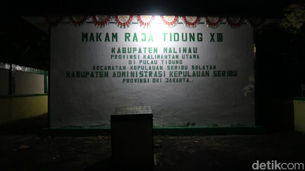 Makam Raja Tidung XIII di Pulau Tidung