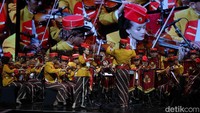 Pameran ini juga bercerita tentang peran perempuan di Kraton Yogyakarta dari masa HB 1 sampai dengan saat ini.