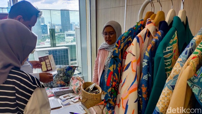 Mengintip Karya Perempuan dalam Peringatan Hari Kartini Hari Kartini menjadi momentum untuk menegaskan kontribusi perempuan. Ada 60% UMKM di Indonesia dikelola atau dimiliki perempuan.