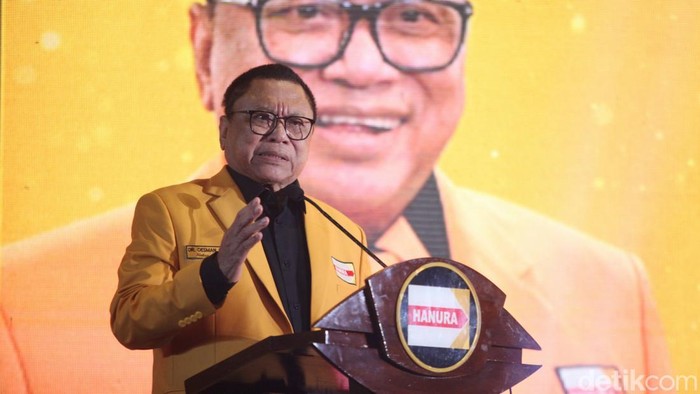 Ketua Umum DPP Partai Hanura Oesman Sapta Odang (OSO)