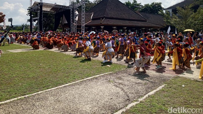 Pembukaan Pagelaran Warisan Budaya Sumedang di PPS, Sumedang
