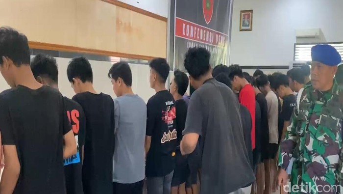 Penampakan 40 sindikat passobis Sidrap ditangkap Kodam Hasanuddin. Reinhard Soplantila/detikSulsel