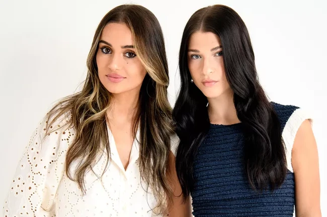 Phoebe Gates yang merupakan anak ketiga Bill dan Melinda Gates meluncurkan aplikasi bernama Phia. Aplikasi belanja berbasis AI itu dirilisnya bersama mantan teman sekamarnya semasa kuliah, Sophia Kianni.  Foto: BFA/Zach Hilty