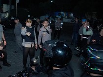 Polisi Jombang Kawal Kepulangan Warga Baru IKSPI dari Pengesahan di Madiun