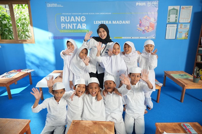 PT Permodalan Nasional Madani (PNM)mendukung pendidikan berkualitas melalui program Ruang Pintar.