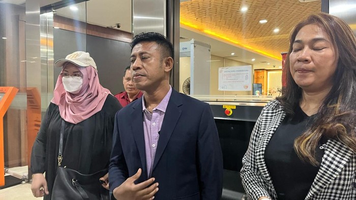 Rektor Universitas Pancasila (UP) nonaktif, Edie Toet Hendratno kembali dilaporkan ke Bareskrim Polri  terkait dugaan pelecehan seksual