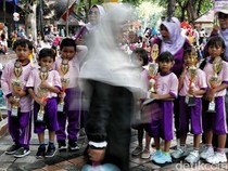 Banyak Guru PAUD-SD Belum S1/D4, Kemendikdasmen Sebut Alasannya