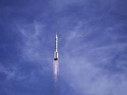 Shenzhou-20 Meluncur, China Lanjutkan Misi Antariksa