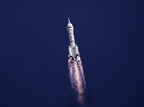 Awak Shenzhou-19 Tunda Kepulangan Imbas Cuaca Buruk