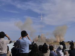 Shenzhou-20 Meluncur, China Lanjutkan Misi Antariksa