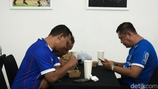 Area VBU Lounge di Stadion GBLA.
