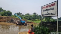 Pengerukan ini juga diharapkan sekaligus dapat mencegah terjadinya banjir.