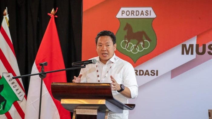 Musyawarah Provinsi (Musprov) Persatuan Olahraga Berkuda Seluruh Indonesia (Pordasi) Jakarta resmi menetapkan Charles Honoris sebagai Ketua Pordasi Jakarta yang baru periode 2025-2029. Wakil Ketua Komisi IX DPR RI itu menggantikan Aryo Djojohadikusumo, yang kini menjabat Ketua Umum PP Pordasi.
