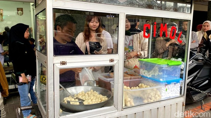 Cimol Mang Iyan.