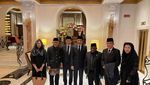 Jokowi dkk Utusan Prabowo Serba Hitam ke Pemakaman Paus Fransiskus