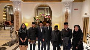 Jokowi dkk Utusan Prabowo Serba Hitam ke Pemakaman Paus Fransiskus