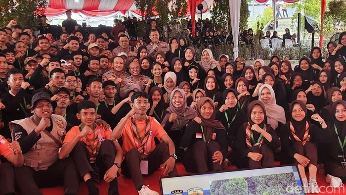 Gelaran Jambore Karhutla di taman hutan raya (Tahura) Sultan Syarif Hasyim, Minas Jaya, Kabupaten Siak, Riau disambut semangat membara para peserta. (Mei Amelia/detikcom)