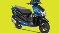 Honda Dio 125 terbaru sudah mulai dipasarkan di India. Konsumen setempat yang berminat membelinya cukup menyiapkan mahar mulai 102 ribu rupee atau sekira Rp 20 juta. Menarik sekali, bukan? Foto: Doc. Honda India.