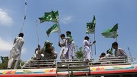 Langkah ini diambil menyusul penembakan massal di kawasan wisata Pahalgam, Kashmir, yang menewaskan puluhan warga sipil dan memicu ketegangan regional.