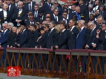 Cerita Jokowi Say Hello dan Ngobrol Semenit Saat Melayat Paus Fransiskus