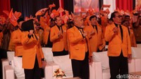 Untuk periode lima tahun ke depan, politikus senior Oesman Sapta Odang alias OSO kembali dipercaya memimpin sebagai Ketua Umum Hanura.