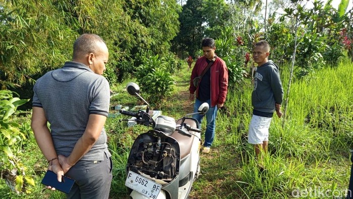 Motor mogok yang dicuri ditemukan di pemakaman