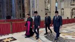 Jokowi dkk Utusan Prabowo Berdoa di Depan Peti Jenazah Paus Fransiskus