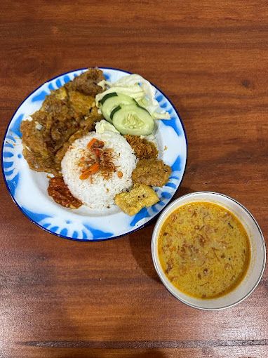 Kuliner enak di Pasar Tunjungan