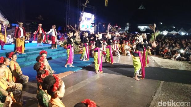 Pertunjukkan ISBI di HJS Sumedang