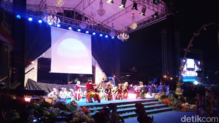 Pertunjukkan ISBI di HJS Sumedang