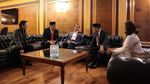 Potret Jokowi Utusan Prabowo Tiba di Roma Jelang Pemakaman Paus