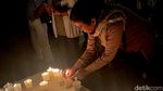 Doa dan Penyalaan 1.000 Lilin untuk Paus Fransiskus di Katedral Surabaya