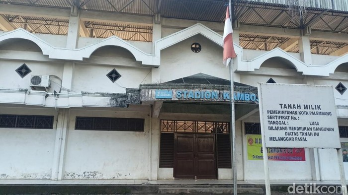 Stadion Kamboja di Palembang.