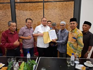 Ninik Mamak di Pessel Ngadu ke Andre Rosiade soal Tanah Ulayat Jadi Hutan Lindung