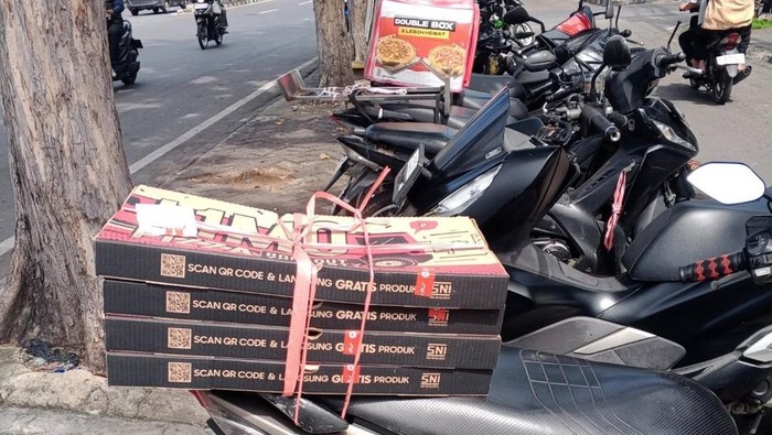 Curhat Tak Dapat Tip Usai Antar Pizza Rp 700.000, Ojol Ini Dinyinyiri