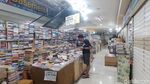 Seru-seruan di Blok M Square: Icip Kuliner Viral, Beli Buku, Dengar Musik