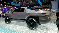 Diklaim, Pickup 01 ini dilengkapi dengan platform GAIA alias GAC Adaptive Intelligent Architecture. Pengembangan platform tersebut membuat GAC PICKUP 01 mampu menyesuaikan sistem suspensi dan powertrain untuk berbagai medan, dari jalanan perkotaan hingga off-road. Foto: Muhammad Hafizh Gemilang