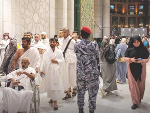Paling Lambat 18 April Jemaah Umrah Harus Meninggalkan Arab Saudi